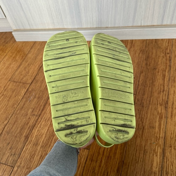 Bottega Veneta Puddle Sandal, IT41/US8 - Picture 13 of 13